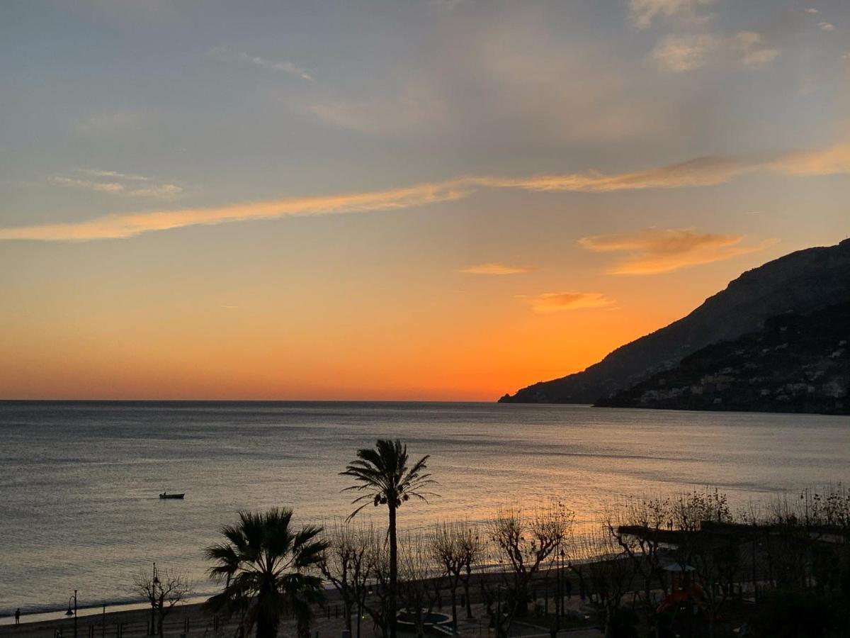 B&B Palazzo Montesanto Maiori Bagian luar foto